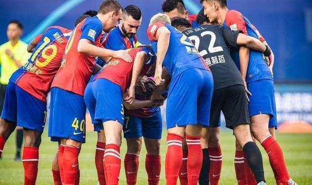 广州富力主场淘汰竞争对手,晋级下一轮比赛 广州富力主场淘汰竞争对手,晋级下一轮比赛