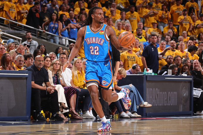 雷速体育直播入口-灰熊力克鹈鹕，卡鲁索统治全场