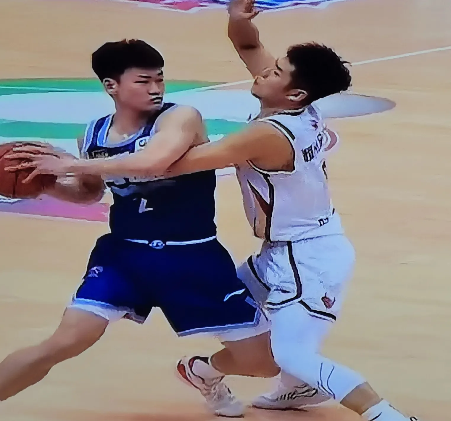 雷速体育直播入口-浙江队逆转吉林队，戈贝尔关键制胜